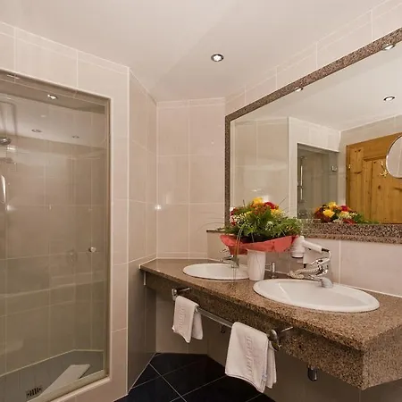 Wellnesshotel Schoenruh Hotel